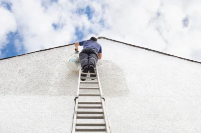 Peinture extérieure à Parnes — façades et ravalement